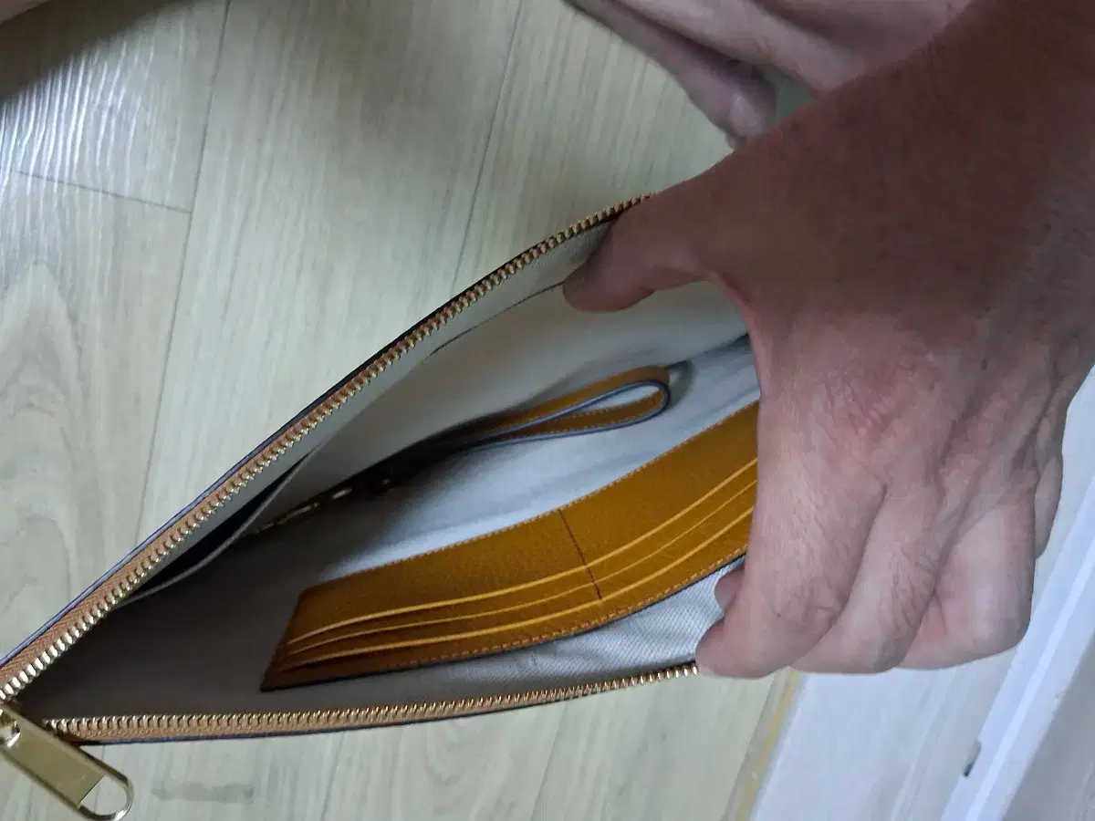 thumbnail-5